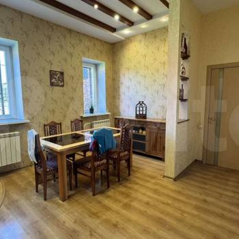 Продается Дом, 200 м²