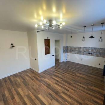 Продается 1-комнатная квартира, 27 м²