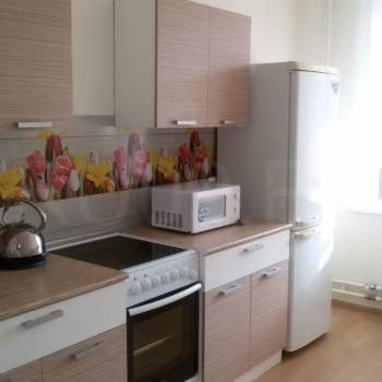 Сдается 1-комнатная квартира, 43 м²