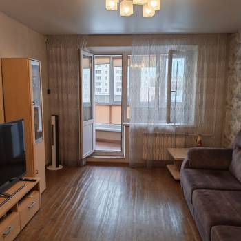 Продается 3-х комнатная квартира, 77 м²