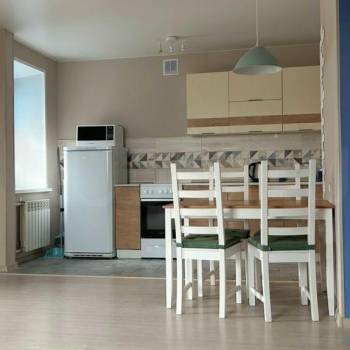 Сдается 1-комнатная квартира, 39 м²