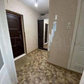 Продается 1-комнатная квартира, 38 м²