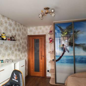 Продается 3-х комнатная квартира, 77 м²