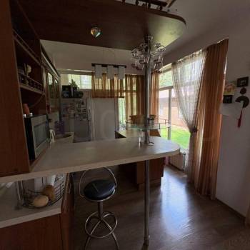 Продается Дом, 178 м²