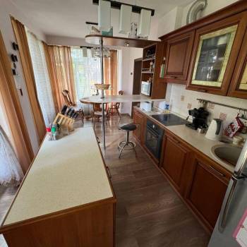 Продается Дом, 178 м²