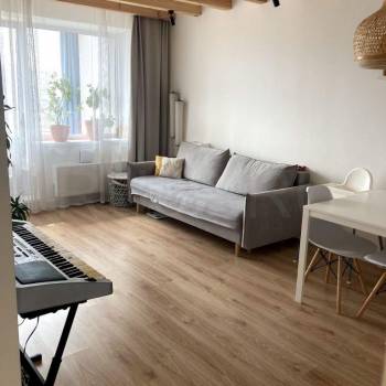 Продается 2-х комнатная квартира, 58 м²