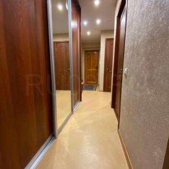 Продается 3-х комнатная квартира, 59 м²