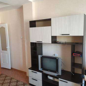 Сдается 1-комнатная квартира, 38 м²