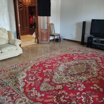 Продается 2-х комнатная квартира, 79 м²