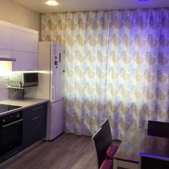 Продается Многокомнатная квартира, 140 м²