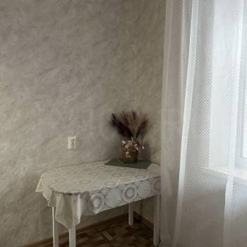 Продается 1-комнатная квартира, 34 м²