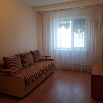 Сдается 1-комнатная квартира, 38 м²