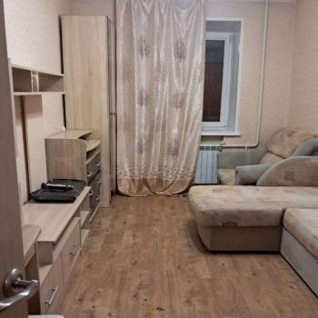 Сдается Многокомнатная квартира, 60 м²