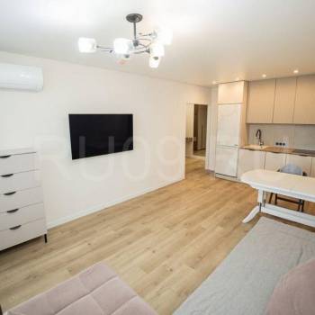 Продается 3-х комнатная квартира, 64 м²