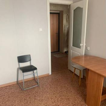 Сдается 1-комнатная квартира, 42 м²