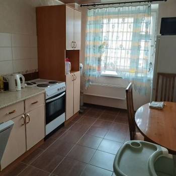 Продается 1-комнатная квартира, 39 м²