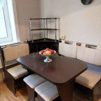 Продается Многокомнатная квартира, 71 м²