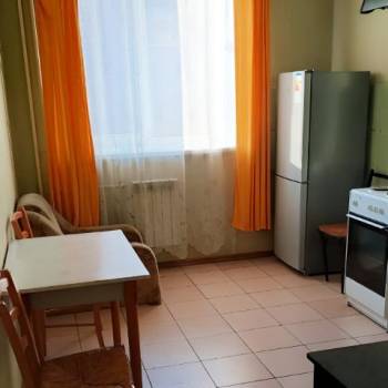 Сдается 1-комнатная квартира, 53 м²