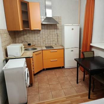 Сдается 1-комнатная квартира, 40 м²