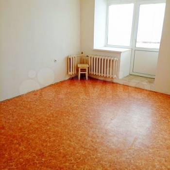 Продается 1-комнатная квартира, 40,3 м²