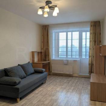 Сдается 1-комнатная квартира, 38 м²