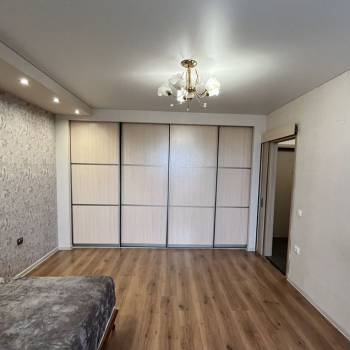 Продается 1-комнатная квартира, 36,4 м²