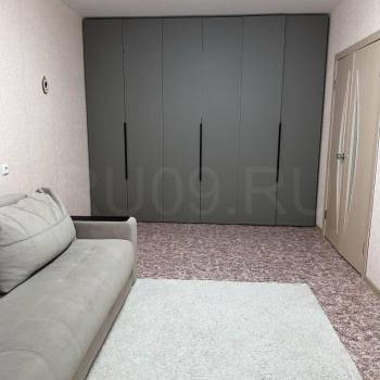 Продается 1-комнатная квартира, 34 м²