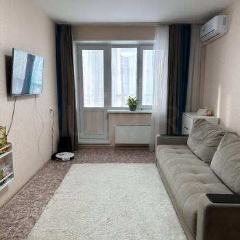 Продается 1-комнатная квартира, 34 м²