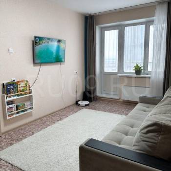 Продается 1-комнатная квартира, 34 м²
