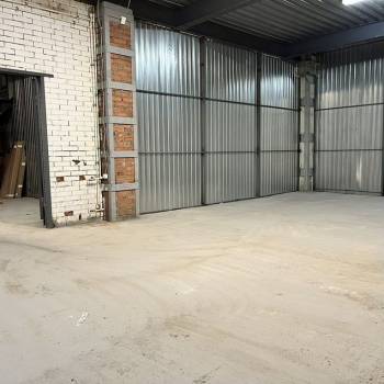 Сдается Нежилое помещение, 180 м²