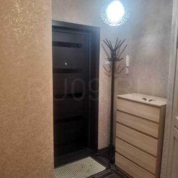 Сдается 1-комнатная квартира, 42 м²