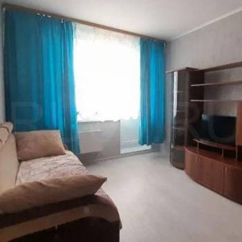 Сдается 1-комнатная квартира, 35 м²