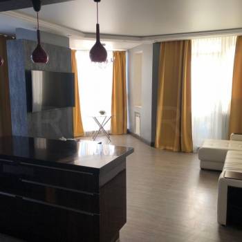 Продается 3-х комнатная квартира, 94 м²