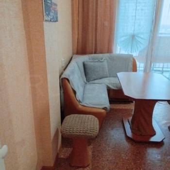 Сдается 1-комнатная квартира, 37 м²