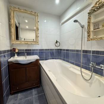 Сдается 2-х комнатная квартира, 74 м²