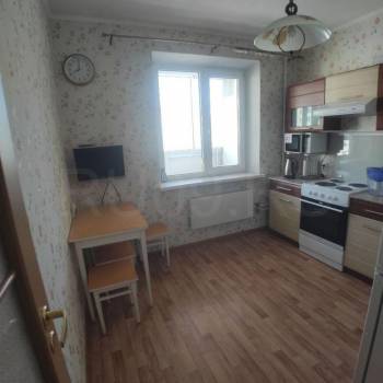 Продается 1-комнатная квартира, 39 м²