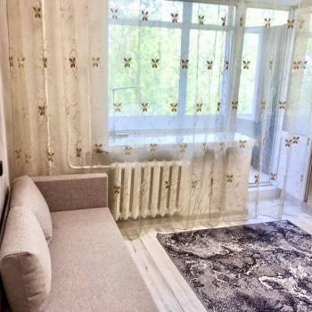 Продается 1-комнатная квартира, 12 м²