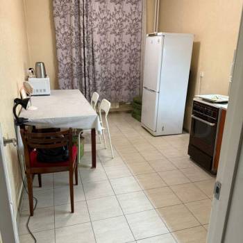 Сдается 1-комнатная квартира, 40 м²