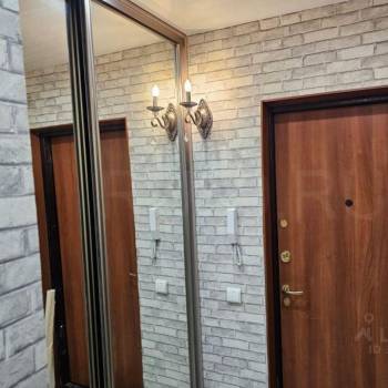 Продается 1-комнатная квартира, 30,4 м²