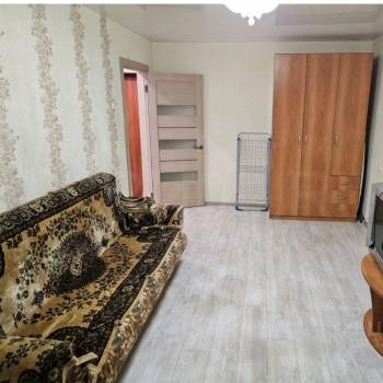 Продается 1-комнатная квартира, 30,4 м²