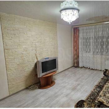 Продается 1-комнатная квартира, 30,4 м²