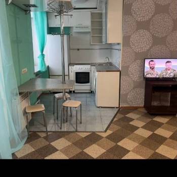 Сдается 2-х комнатная квартира, 42 м²