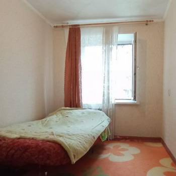 Продается Многокомнатная квартира, 59 м²