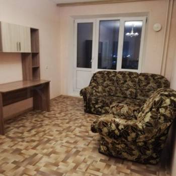 Сдается 1-комнатная квартира, 39 м²