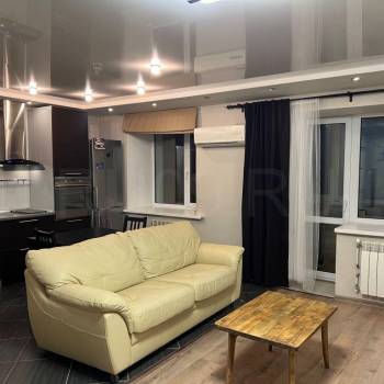 Сдается 1-комнатная квартира, 46 м²