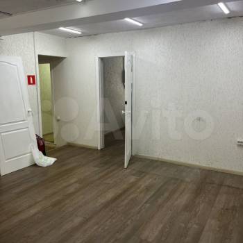 Сдается Нежилое помещение, 150 м²