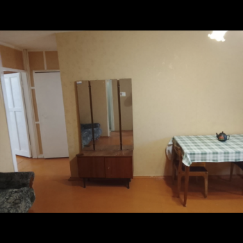 Сдается Многокомнатная квартира, 60 м²