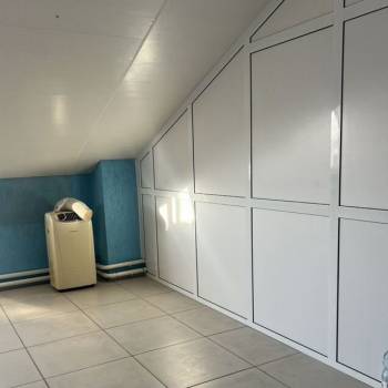 Сдается Нежилое помещение, 300 м²