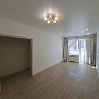 Продается 1-комнатная квартира, 41 м²