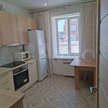 Продается 1-комнатная квартира, 41 м²